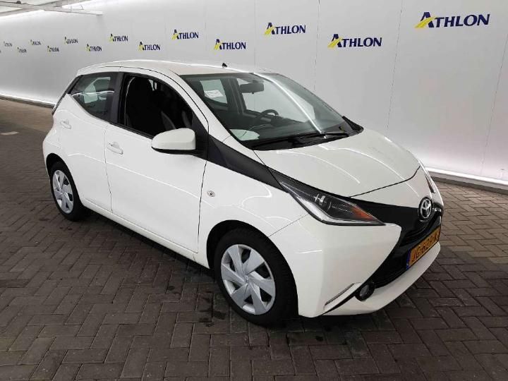 Photo 2 VIN: JTDKGNEC10N142395 - TOYOTA AYGO 