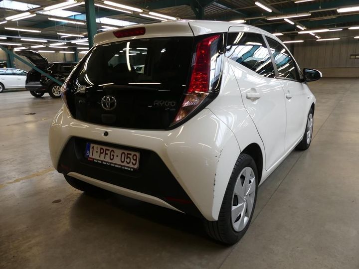 Photo 2 VIN: JTDKGNEC10N159696 - TOYOTA AYGO - 2014 