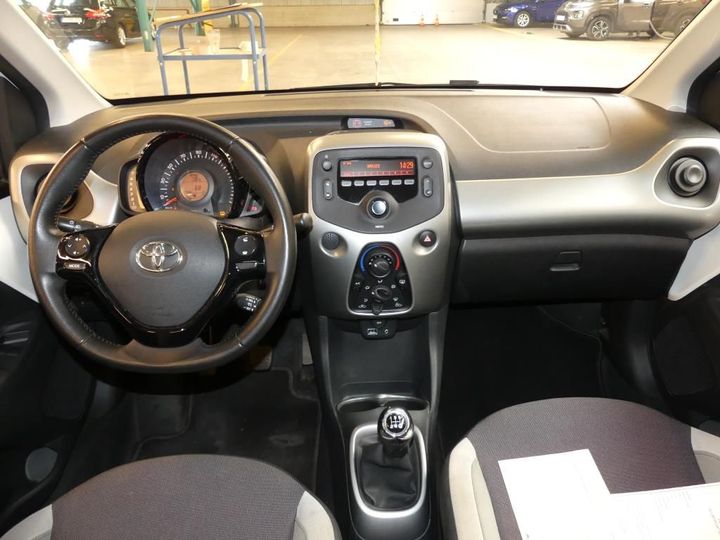 Photo 8 VIN: JTDKGNEC10N159696 - TOYOTA AYGO - 2014 