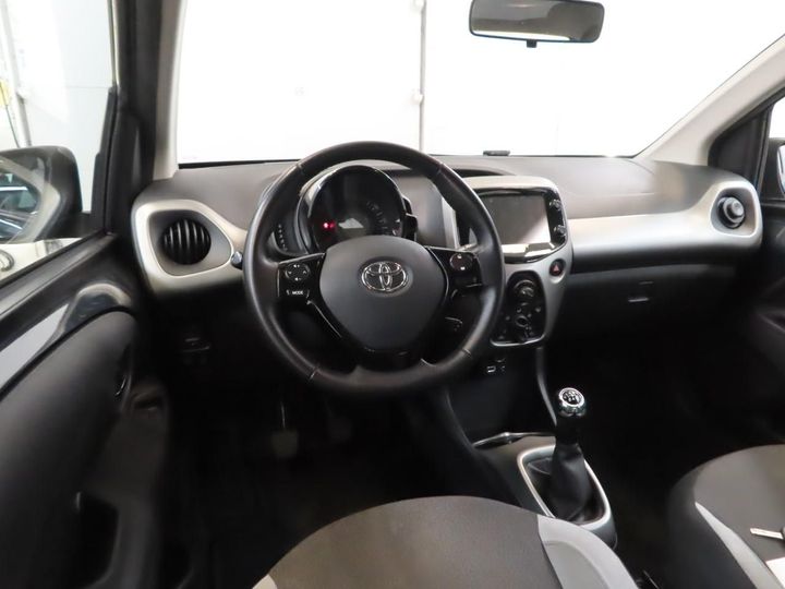 Photo 2 VIN: JTDKGNEC10N186462 - TOYOTA AYGO 