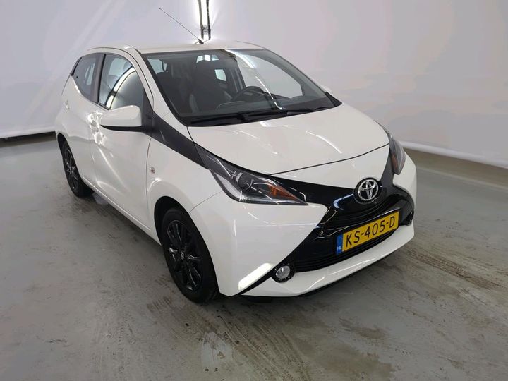 Photo 20 VIN: JTDKGNEC10N208329 - TOYOTA AYGO 