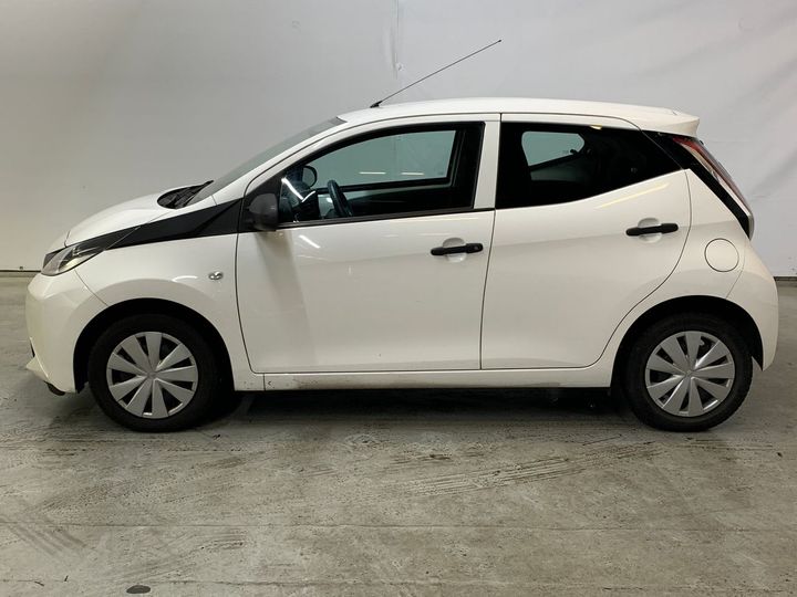 Photo 9 VIN: JTDKGNEC10N234316 - TOYOTA AYGO 