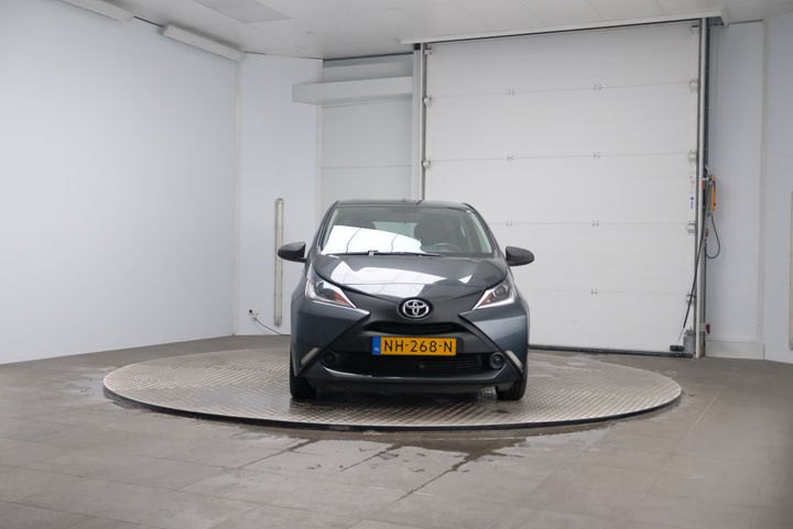 Photo 6 VIN: JTDKGNEC10N238401 - TOYOTA AYGO 