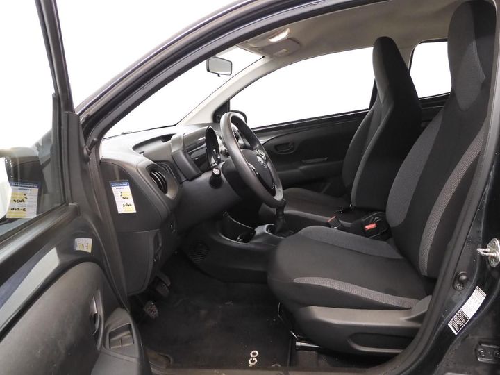 Photo 5 VIN: JTDKGNEC10N239967 - TOYOTA AYGO 