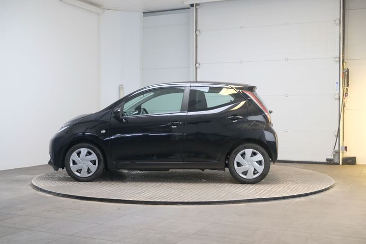 Photo 2 VIN: JTDKGNEC10N275660 - TOYOTA AYGO 