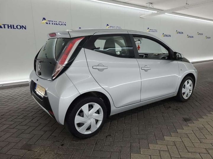 Photo 2 VIN: JTDKGNEC10N285329 - TOYOTA AYGO 