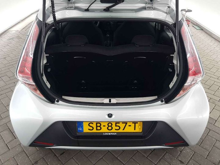 Photo 6 VIN: JTDKGNEC10N291017 - TOYOTA AYGO 