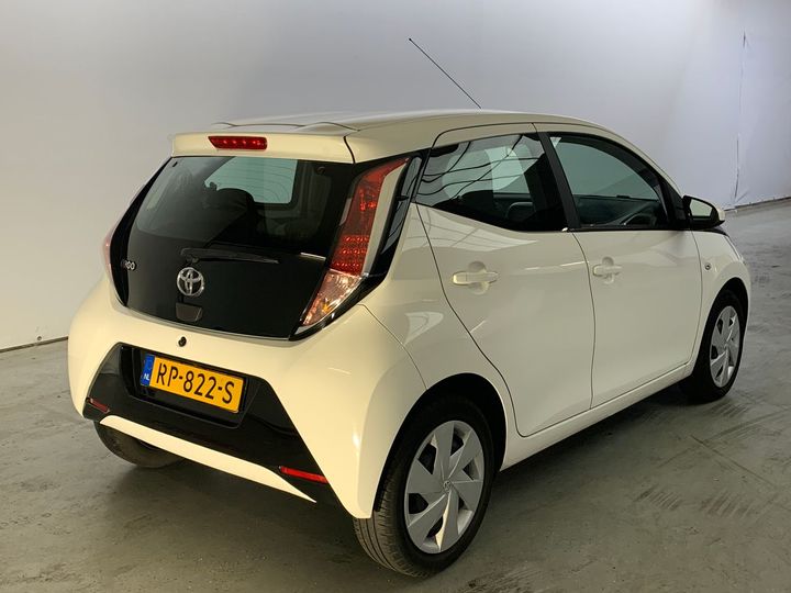 Photo 3 VIN: JTDKGNEC10N313985 - TOYOTA AYGO 