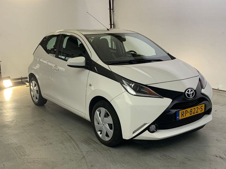 Photo 4 VIN: JTDKGNEC10N313985 - TOYOTA AYGO 