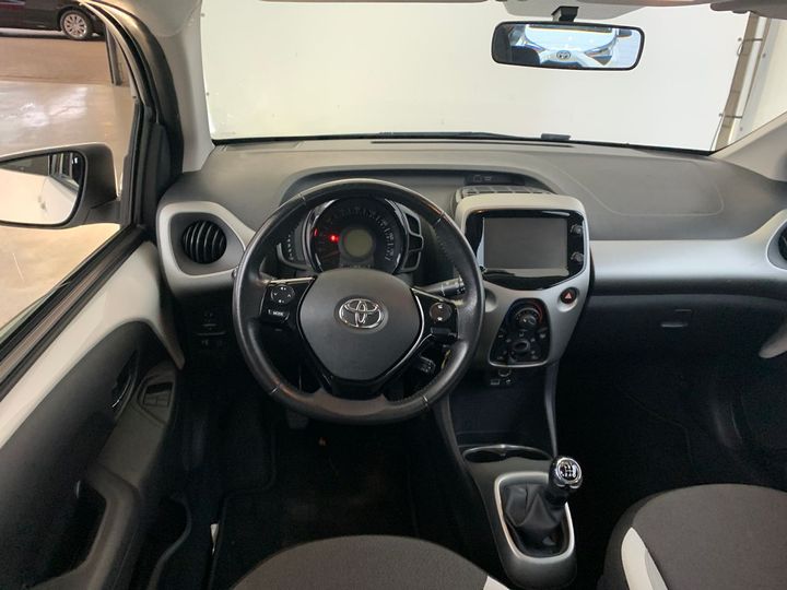 Photo 7 VIN: JTDKGNEC10N313985 - TOYOTA AYGO 