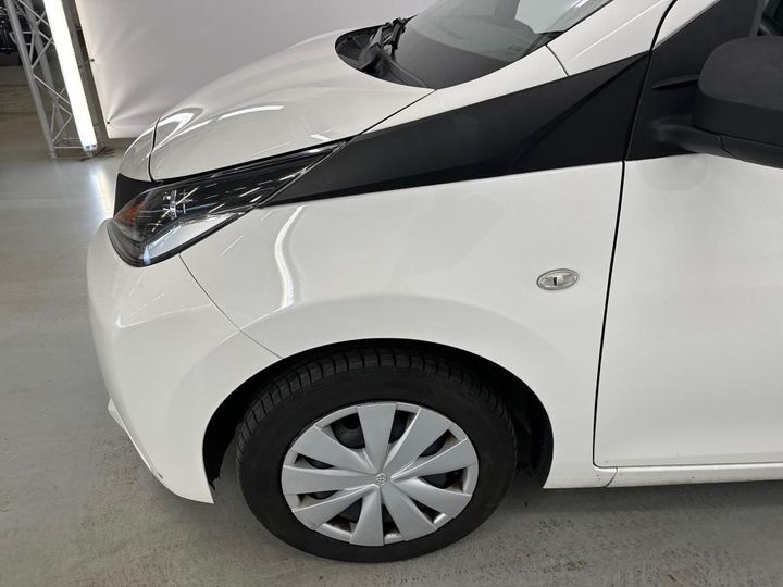 Photo 12 VIN: JTDKGNEC10N315249 - TOYOTA AYGO 