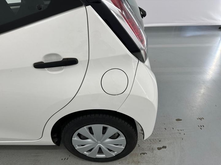 Photo 8 VIN: JTDKGNEC10N315249 - TOYOTA AYGO 