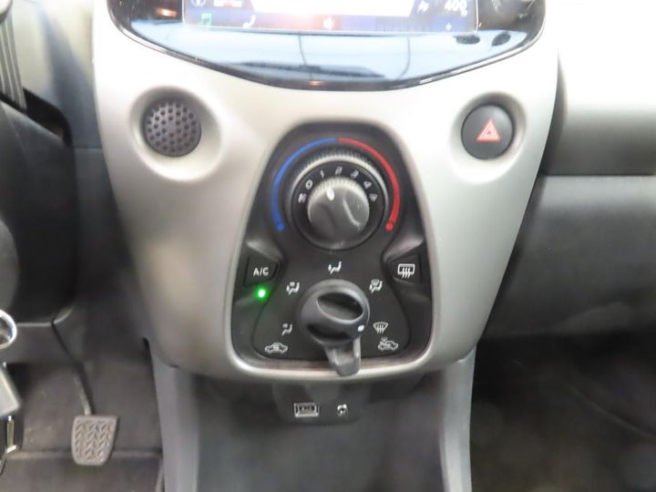 Photo 13 VIN: JTDKGNEC10N332763 - TOYOTA AYGO 