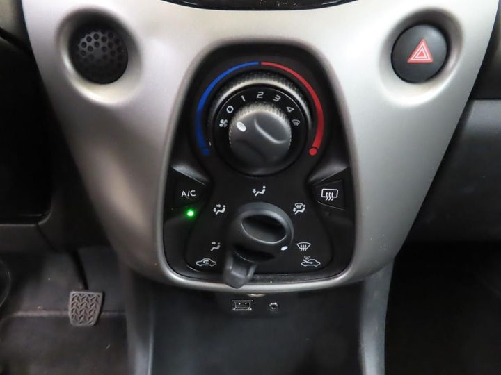 Photo 11 VIN: JTDKGNEC10N351443 - TOYOTA AYGO 