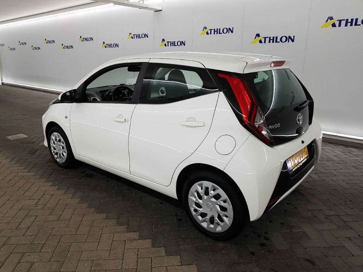 Photo 3 VIN: JTDKGNEC10N355329 - TOYOTA AYGO 