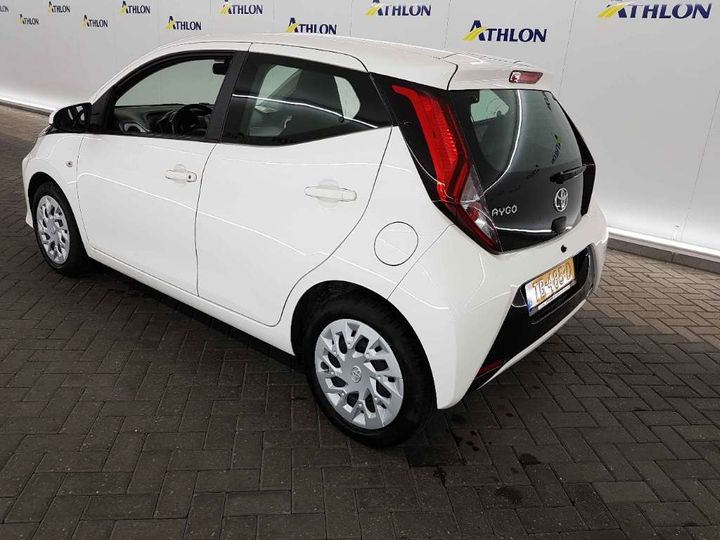 Photo 3 VIN: JTDKGNEC10N355749 - TOYOTA AYGO 