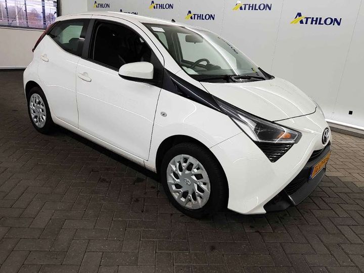 Photo 2 VIN: JTDKGNEC10N355878 - TOYOTA AYGO 