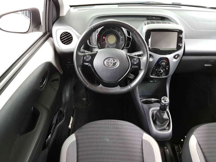 Photo 7 VIN: JTDKGNEC10N355878 - TOYOTA AYGO 