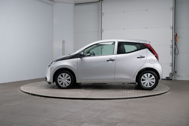 Photo 2 VIN: JTDKGNEC10N357310 - TOYOTA AYGO 