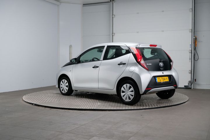 Photo 3 VIN: JTDKGNEC10N357310 - TOYOTA AYGO 