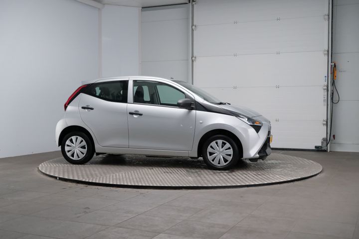 Photo 5 VIN: JTDKGNEC10N357310 - TOYOTA AYGO 