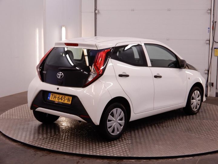 Photo 8 VIN: JTDKGNEC10N372261 - TOYOTA AYGO 