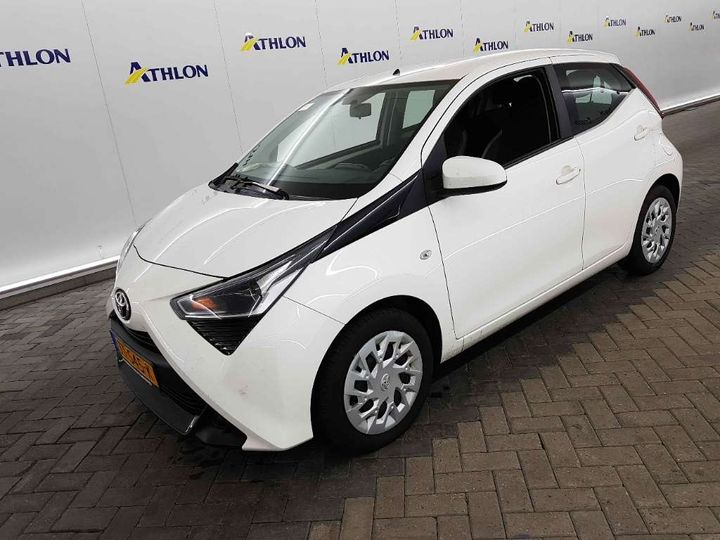 Photo 0 VIN: JTDKGNEC10N398035 - TOYOTA AYGO 