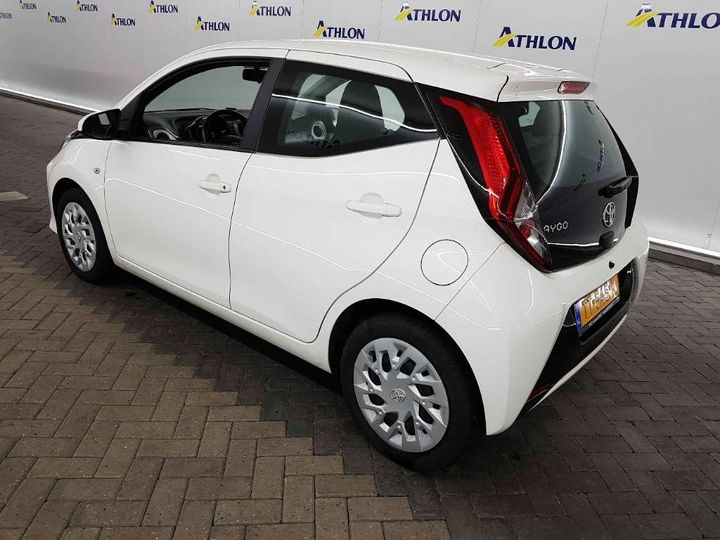 Photo 3 VIN: JTDKGNEC10N398035 - TOYOTA AYGO 