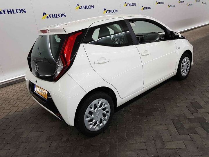 Photo 4 VIN: JTDKGNEC10N398035 - TOYOTA AYGO 