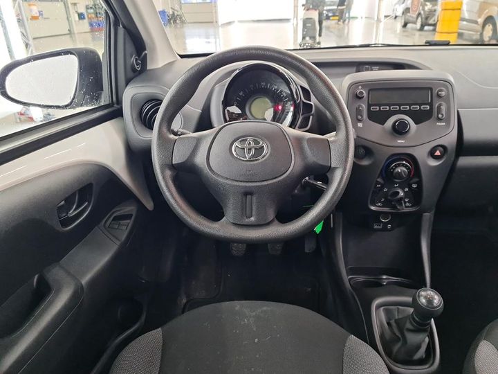 Photo 21 VIN: JTDKGNEC10N459660 - TOYOTA AYGO 