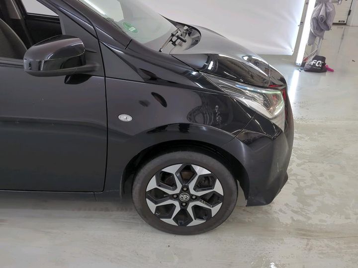 Photo 15 VIN: JTDKGNEC10N472652 - TOYOTA AYGO 