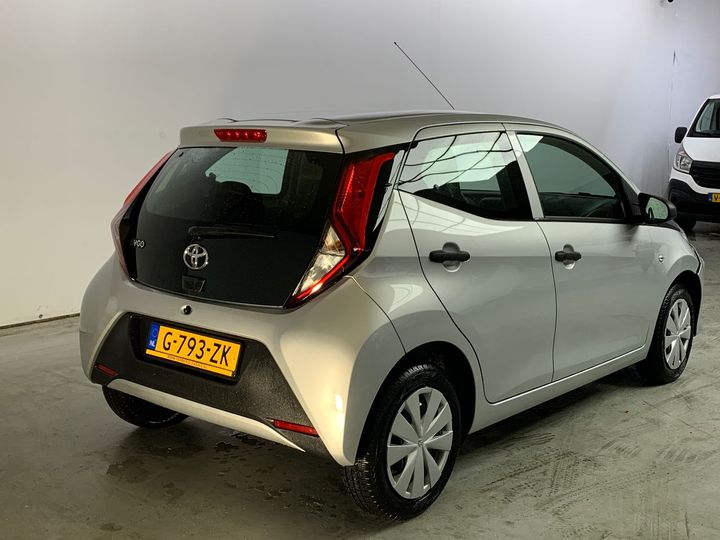 Photo 3 VIN: JTDKGNEC10N490942 - TOYOTA AYGO 