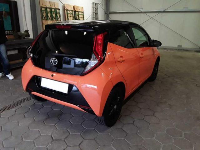 Photo 3 VIN: JTDKGNEC10N513264 - TOYOTA AYGO 