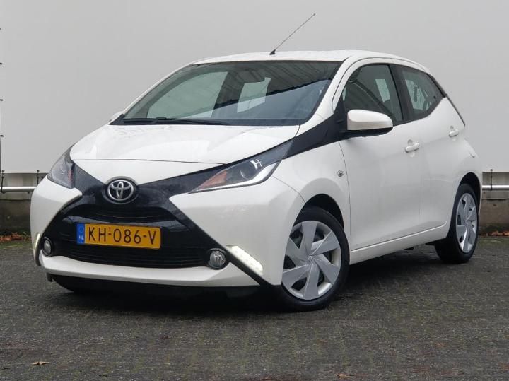 Photo 0 VIN: JTDKGNEC13N195728 - TOYOTA AYGO 