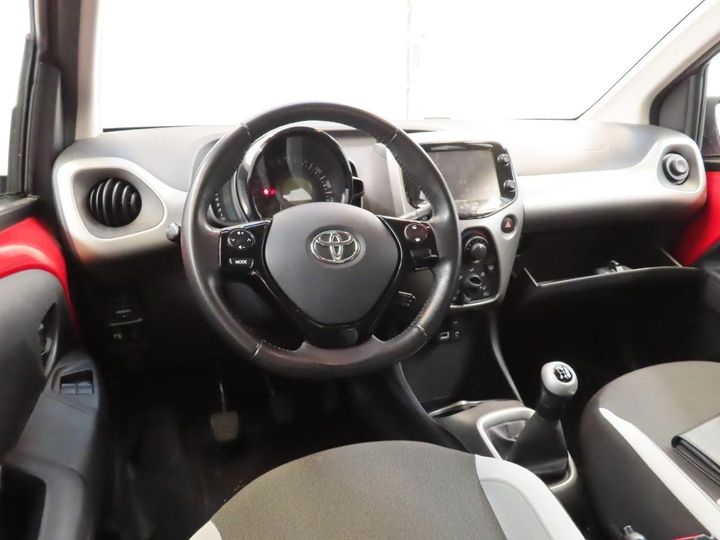 Photo 3 VIN: JTDKGNEC20N138288 - TOYOTA AYGO 