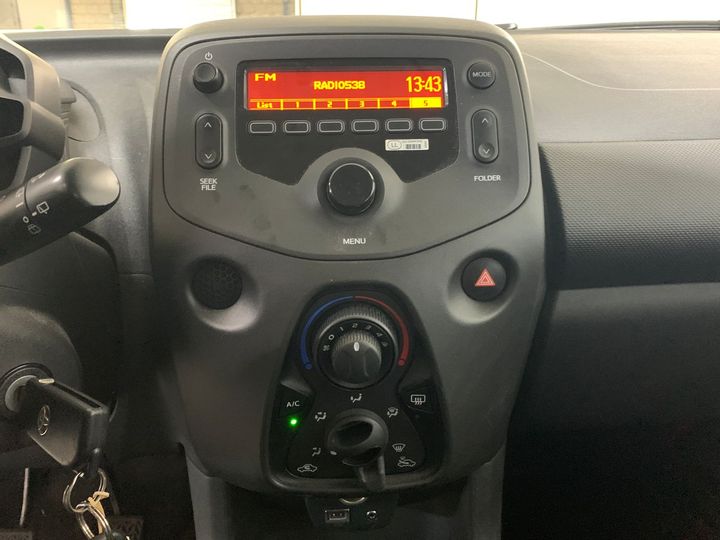 Photo 11 VIN: JTDKGNEC20N214611 - TOYOTA AYGO 