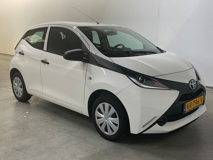 Photo 4 VIN: JTDKGNEC20N214611 - TOYOTA AYGO 