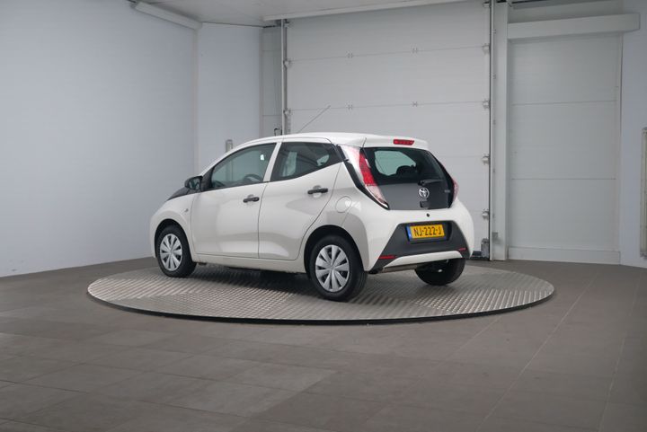 Photo 3 VIN: JTDKGNEC20N229562 - TOYOTA AYGO 