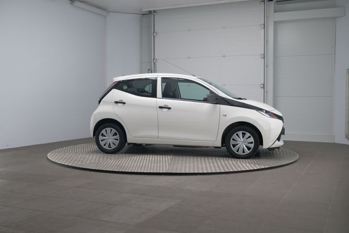 Photo 5 VIN: JTDKGNEC20N229562 - TOYOTA AYGO 