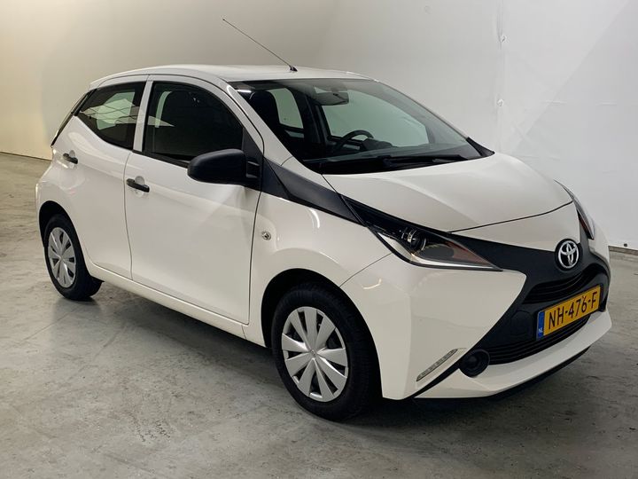 Photo 4 VIN: JTDKGNEC20N234051 - TOYOTA AYGO 