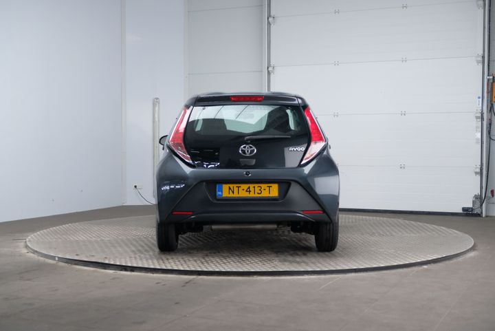 Photo 4 VIN: JTDKGNEC20N257989 - TOYOTA AYGO 