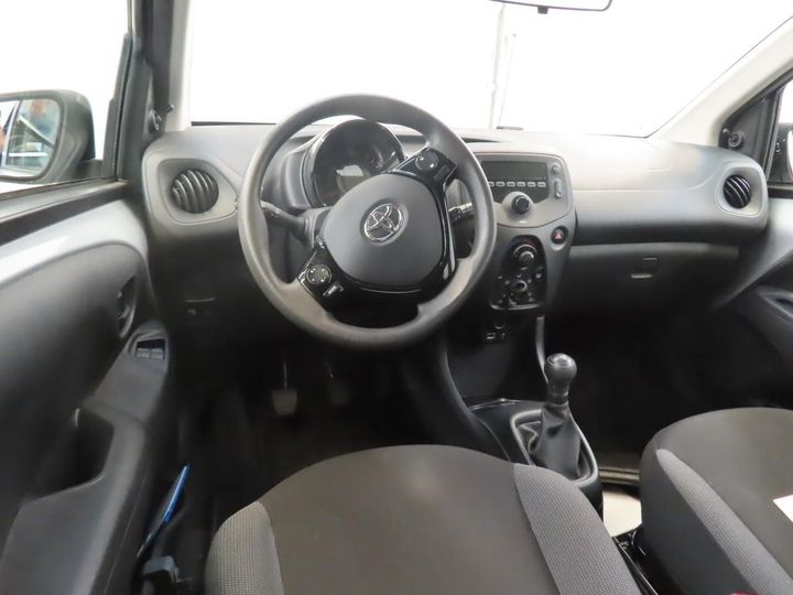 Photo 6 VIN: JTDKGNEC20N273707 - TOYOTA AYGO 