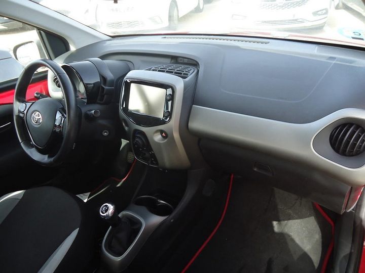 Photo 5 VIN: JTDKGNEC20N317236 - TOYOTA AYGO 