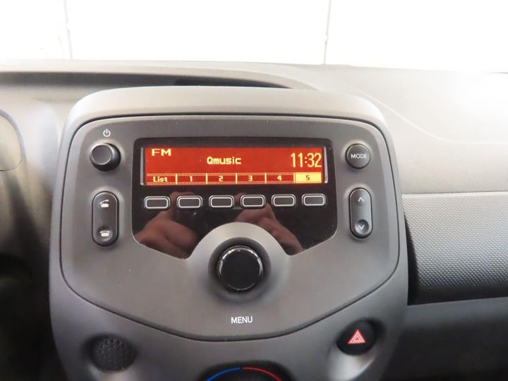 Photo 11 VIN: JTDKGNEC20N324977 - TOYOTA AYGO 