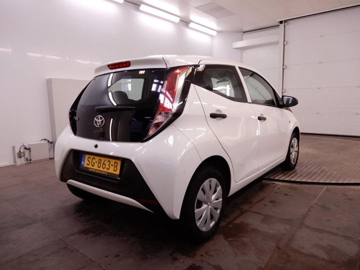 Photo 2 VIN: JTDKGNEC20N325112 - TOYOTA AYGO 