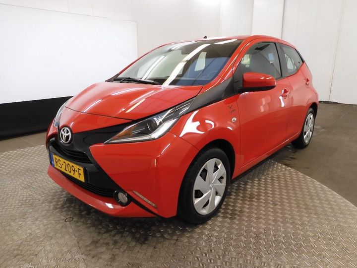 Photo 0 VIN: JTDKGNEC20N326082 - TOYOTA AYGO 