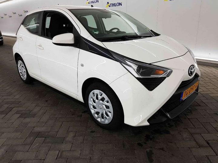 Photo 2 VIN: JTDKGNEC20N355341 - TOYOTA AYGO 