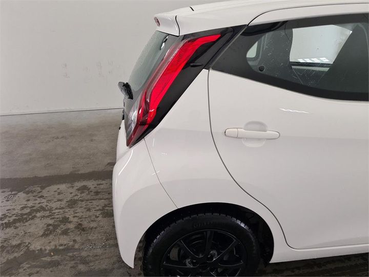 Photo 23 VIN: JTDKGNEC20N356327 - TOYOTA AYGO 