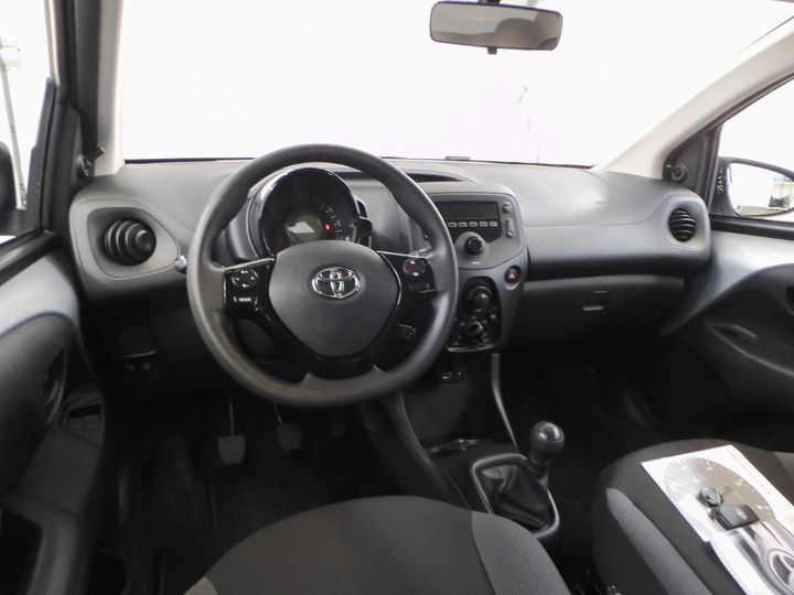 Photo 9 VIN: JTDKGNEC20N357235 - TOYOTA AYGO 