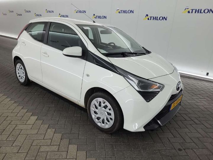 Photo 2 VIN: JTDKGNEC20N380188 - TOYOTA AYGO 